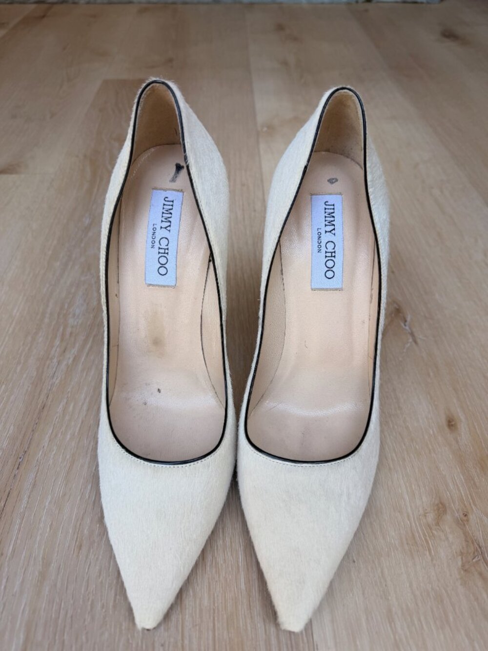 Jimmy Choo Ivory Calf Hair Pointed Stiletto Pumps 120mm Gold Heel Size 39 - Picture 9 of 10
